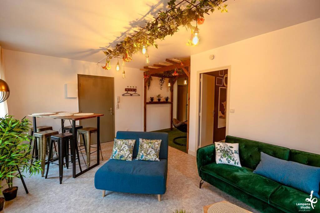 Romance Florale Apartment Troyes